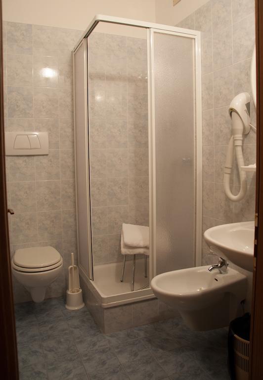 Albergo Italia Molveno Rom bilde